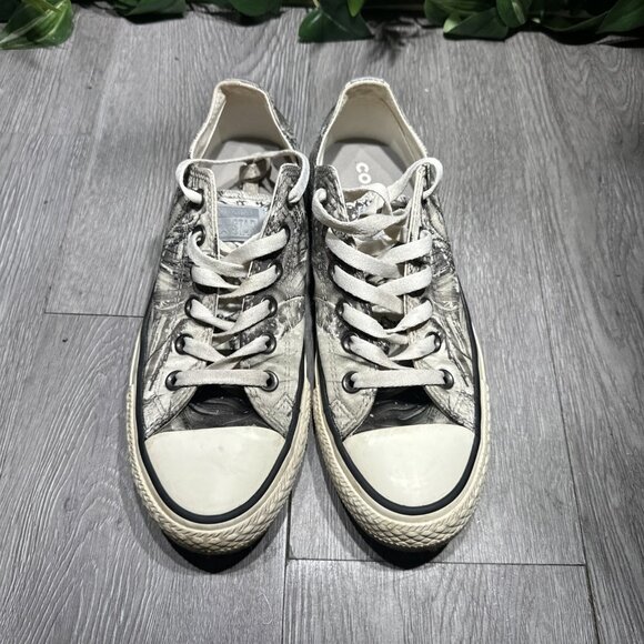 Converse Chuck Taylor All Star Women’s Satin Floral OX 559864C Low Shoes Size 8 - Picture 2 of 9